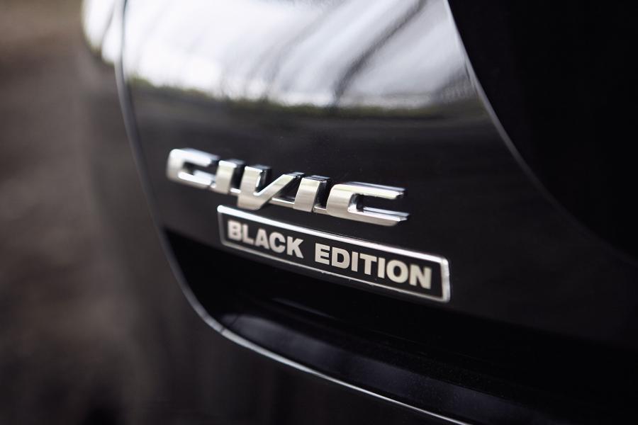  Honda Civic Black Edition 2014 года  (фото 5 из 10)